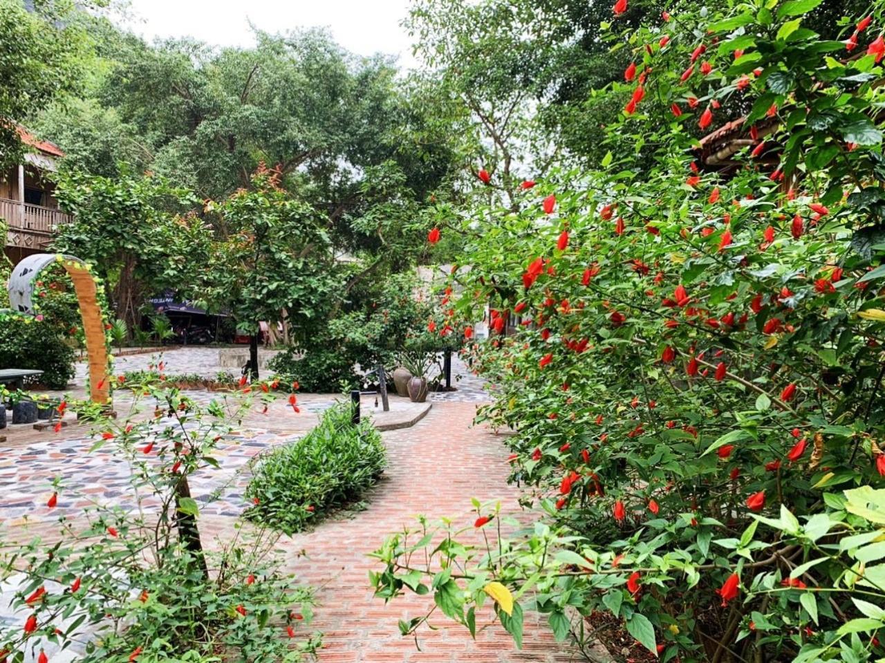 Hotel Trang An Lim Garden Xuan Son Exterior foto